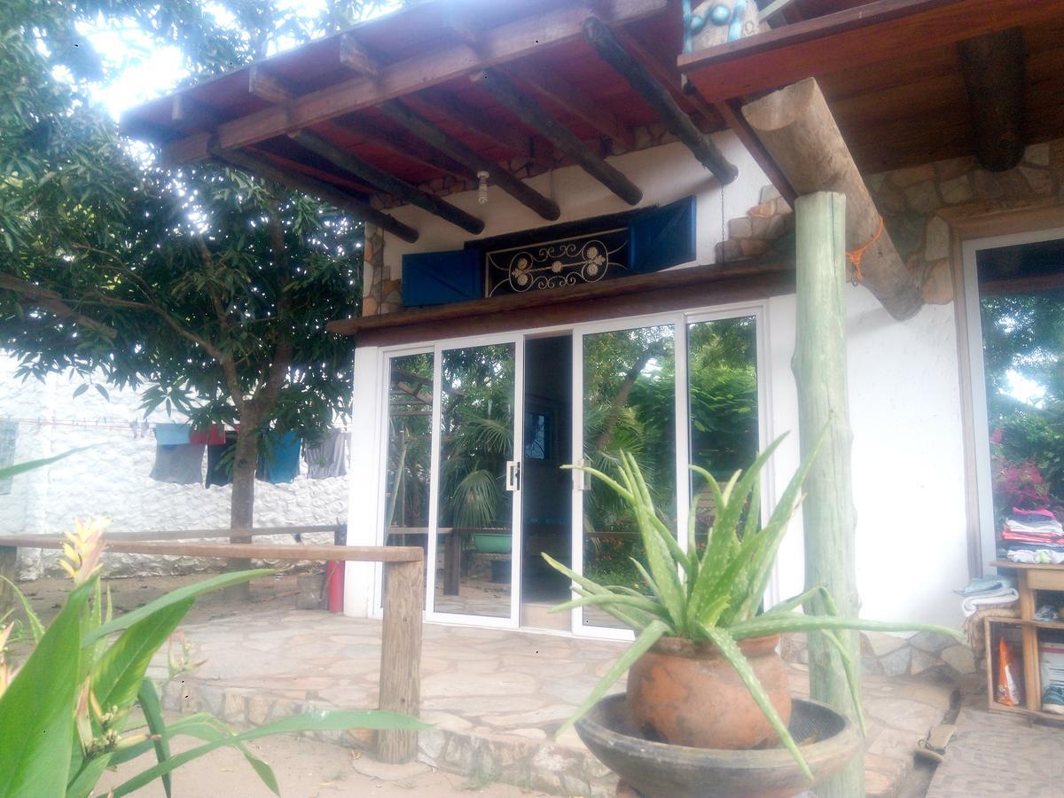 Kokrobite Garden Екстер'єр фото