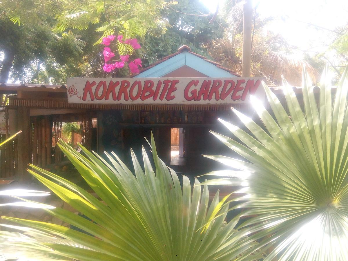 Kokrobite Garden Екстер'єр фото